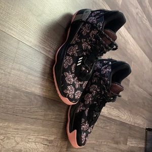 Adidas Dame 7 Basketball Shoes. Black & Pink.